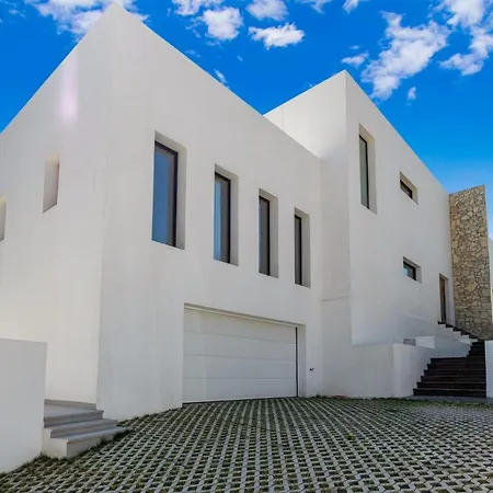 Villa Nirvana - Pool, Jacuzzi, Terrace & Sea View *
